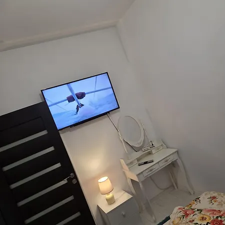 Kasatasmaraldapartament Apartment